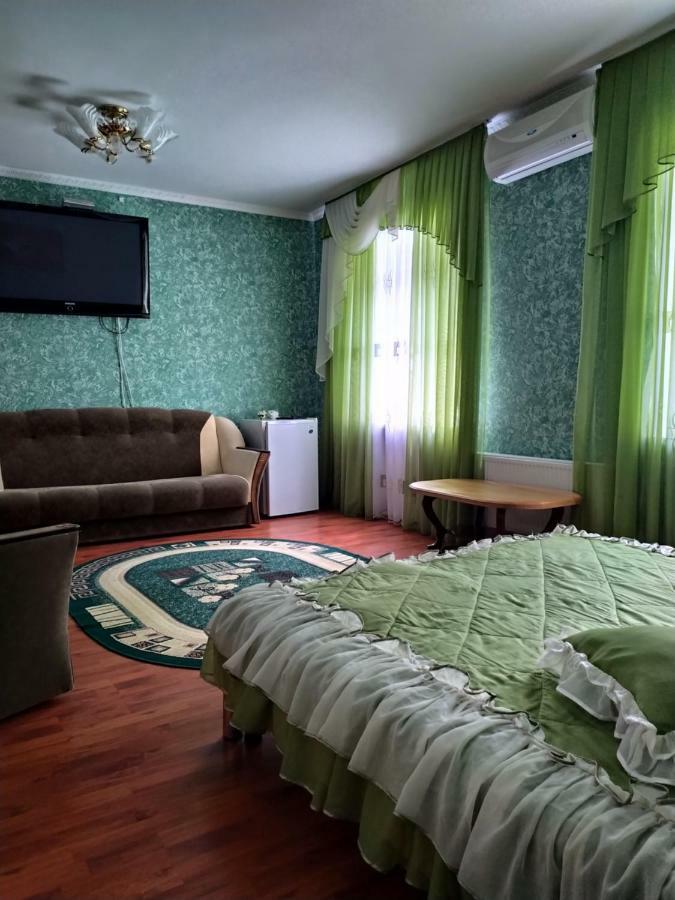 Svitlovodsʼk Hotel Tropicana מראה חיצוני תמונה